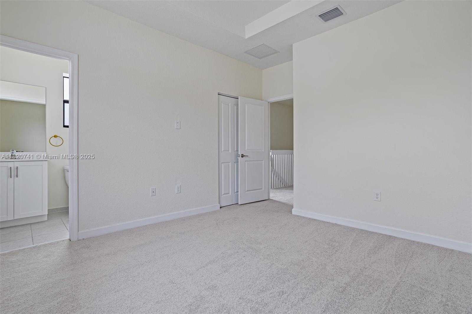Small Image of 3411 WEST 112TH TER, Hialeah Number 20