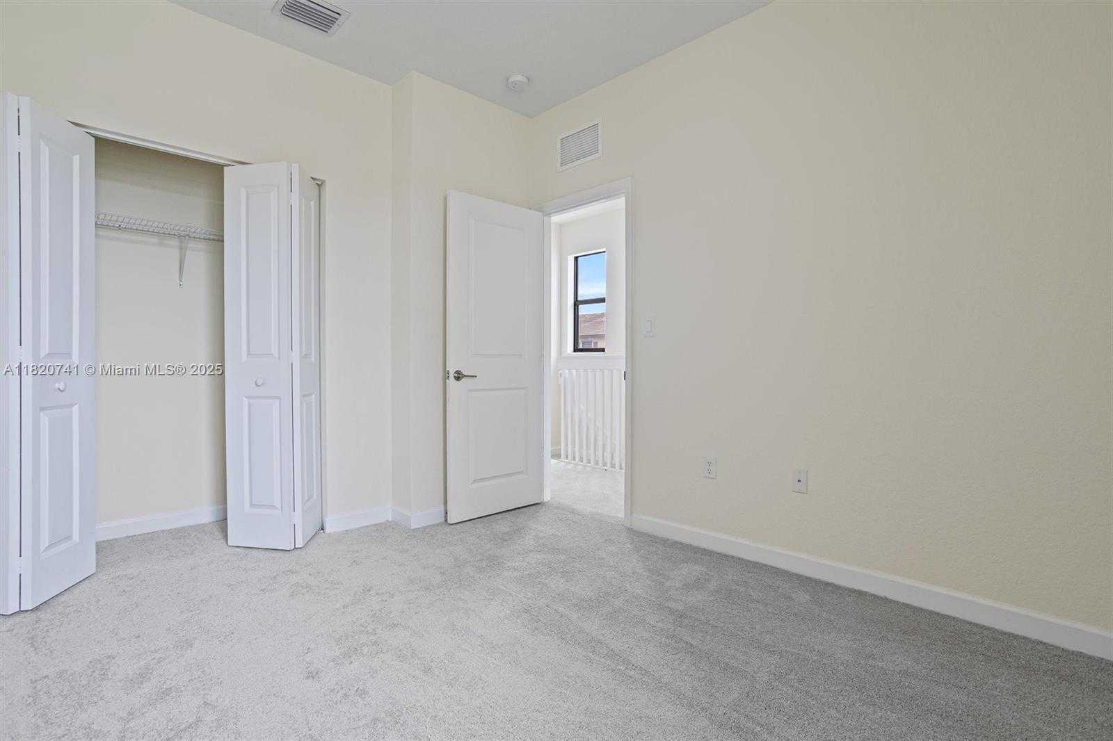 Small Image of 3411 WEST 112TH TER, Hialeah Number 24