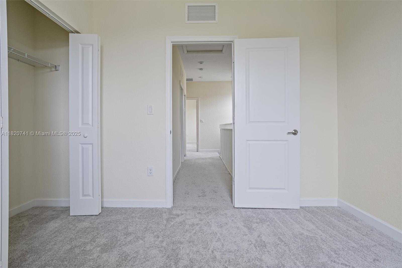 Small Image of 3411 WEST 112TH TER, Hialeah Number 27