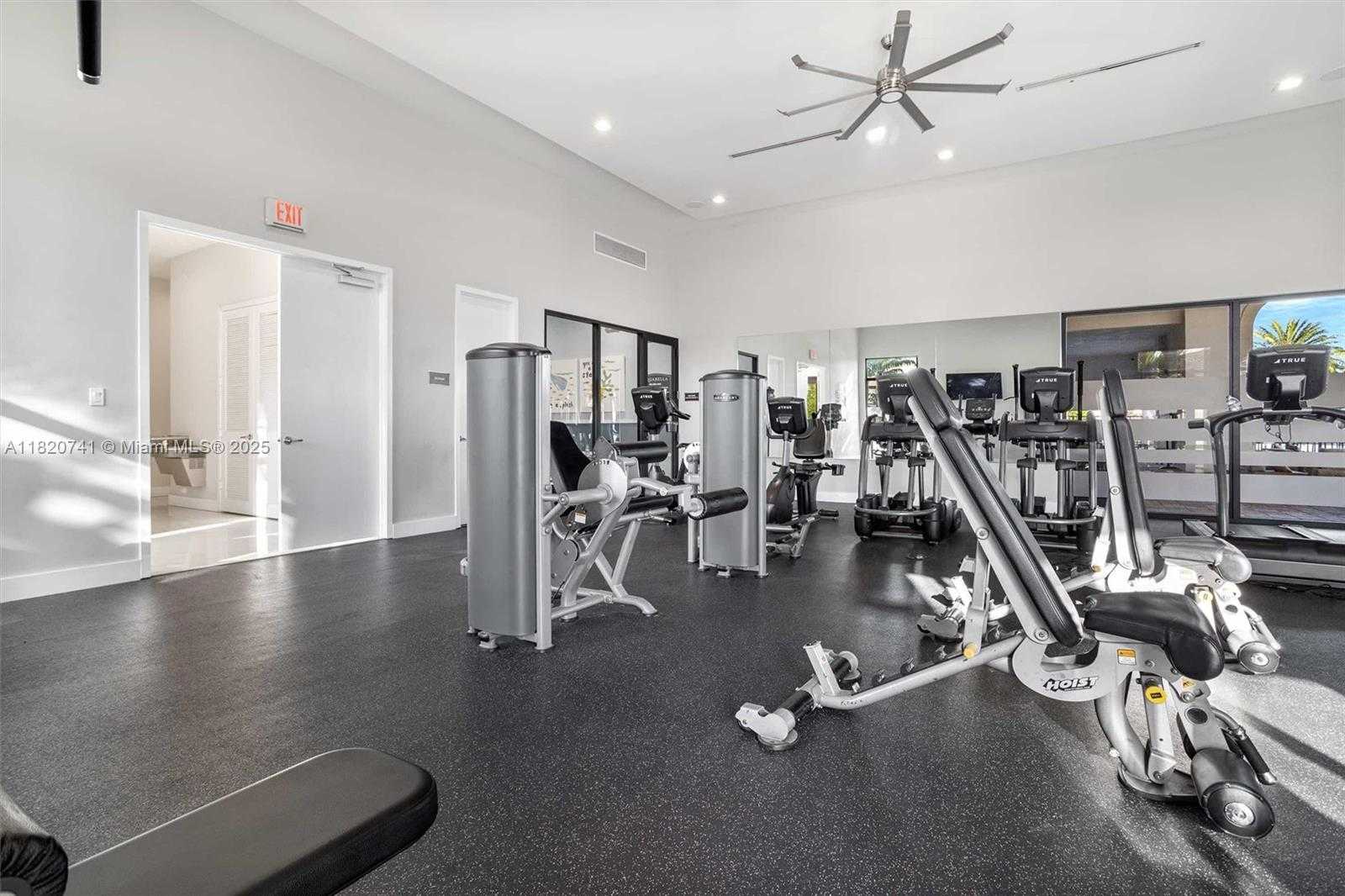 Small Image of 3411 WEST 112TH TER, Hialeah Number 35