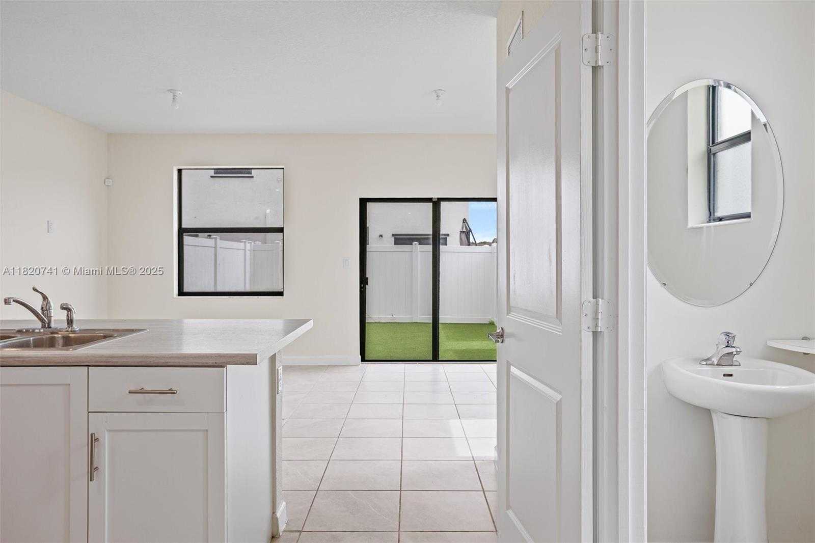 Small Image of 3411 WEST 112TH TER, Hialeah Number 8
