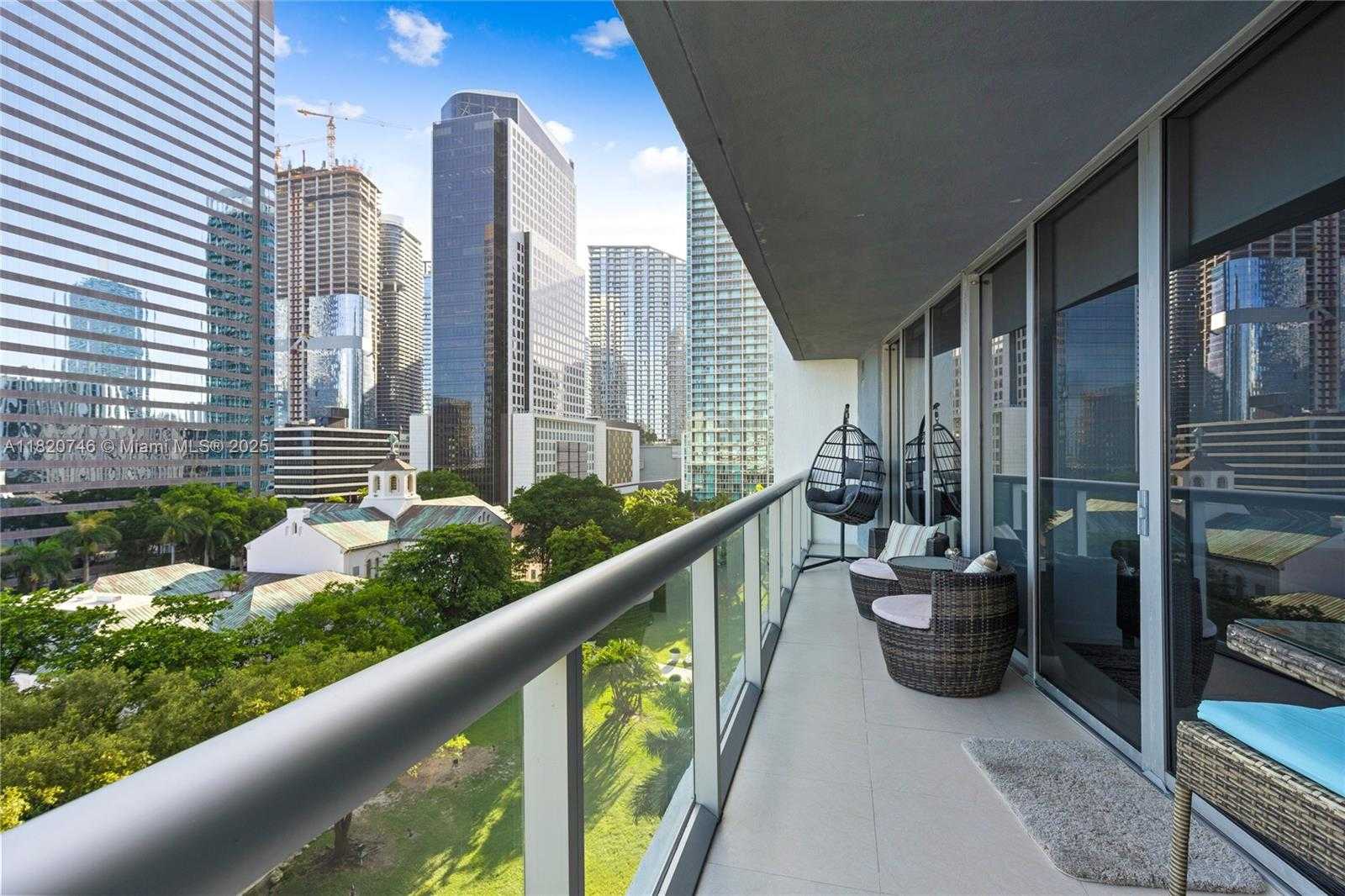 Small Image of 495 BRICKELL AVE #905, Miami Number 21