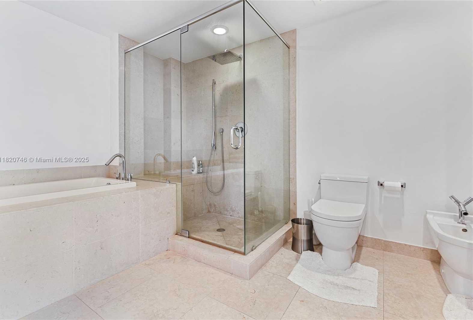 Small Image of 495 BRICKELL AVE #905, Miami Number 9