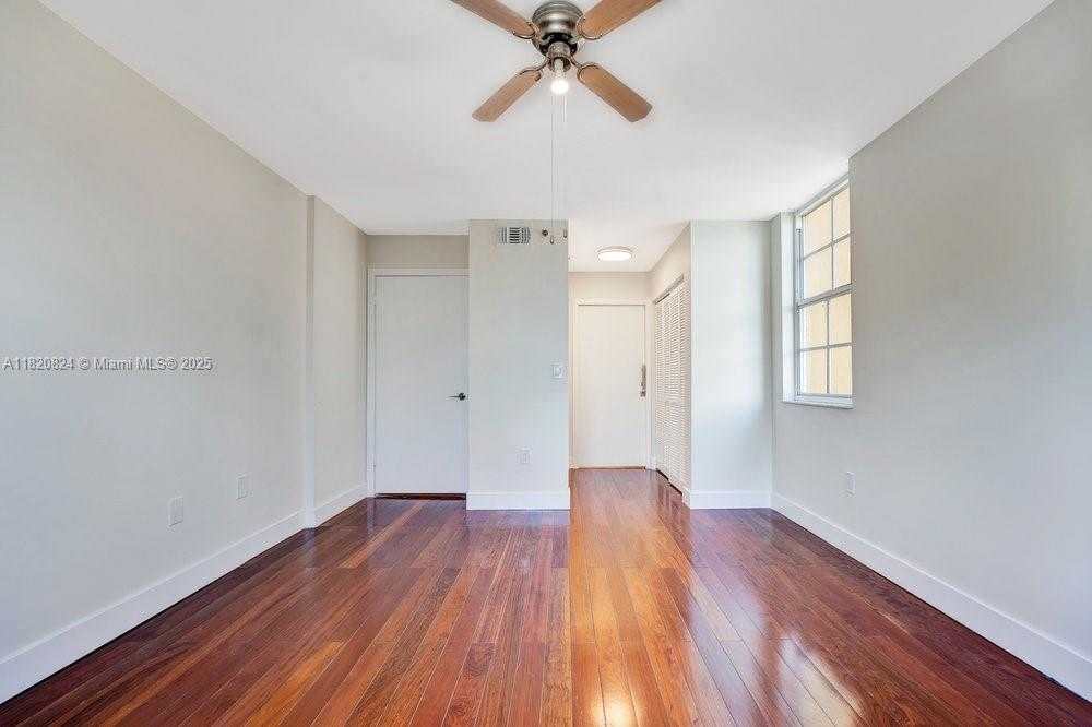 Small Image of 19555 EAST COUNTRY CLUB DR #8307, Aventura Number 35
