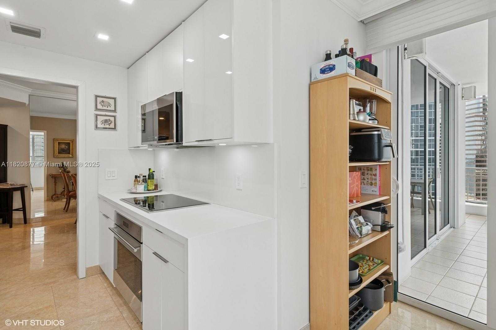 Small Image of 801 BRICKELL KEY BLVD #2202, Miami Number 7