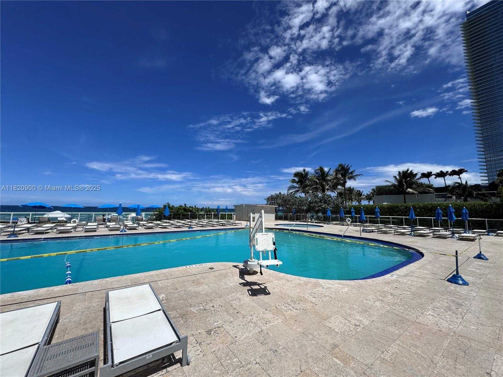 Small Image of 19201 NORTH COLLINS AVE #826, Sunny Isles Beach Number 11