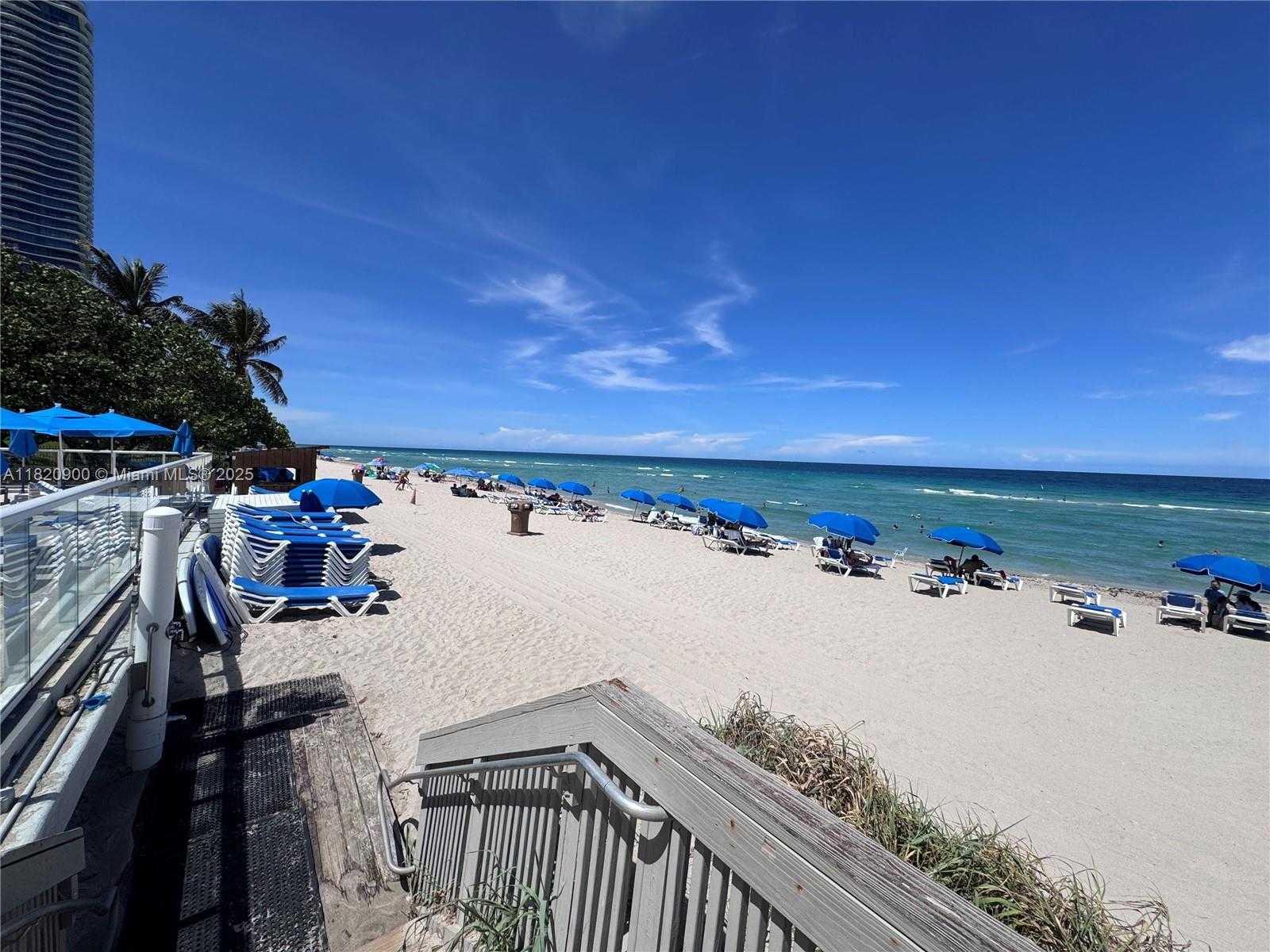 Small Image of 19201 NORTH COLLINS AVE #826, Sunny Isles Beach Number 17