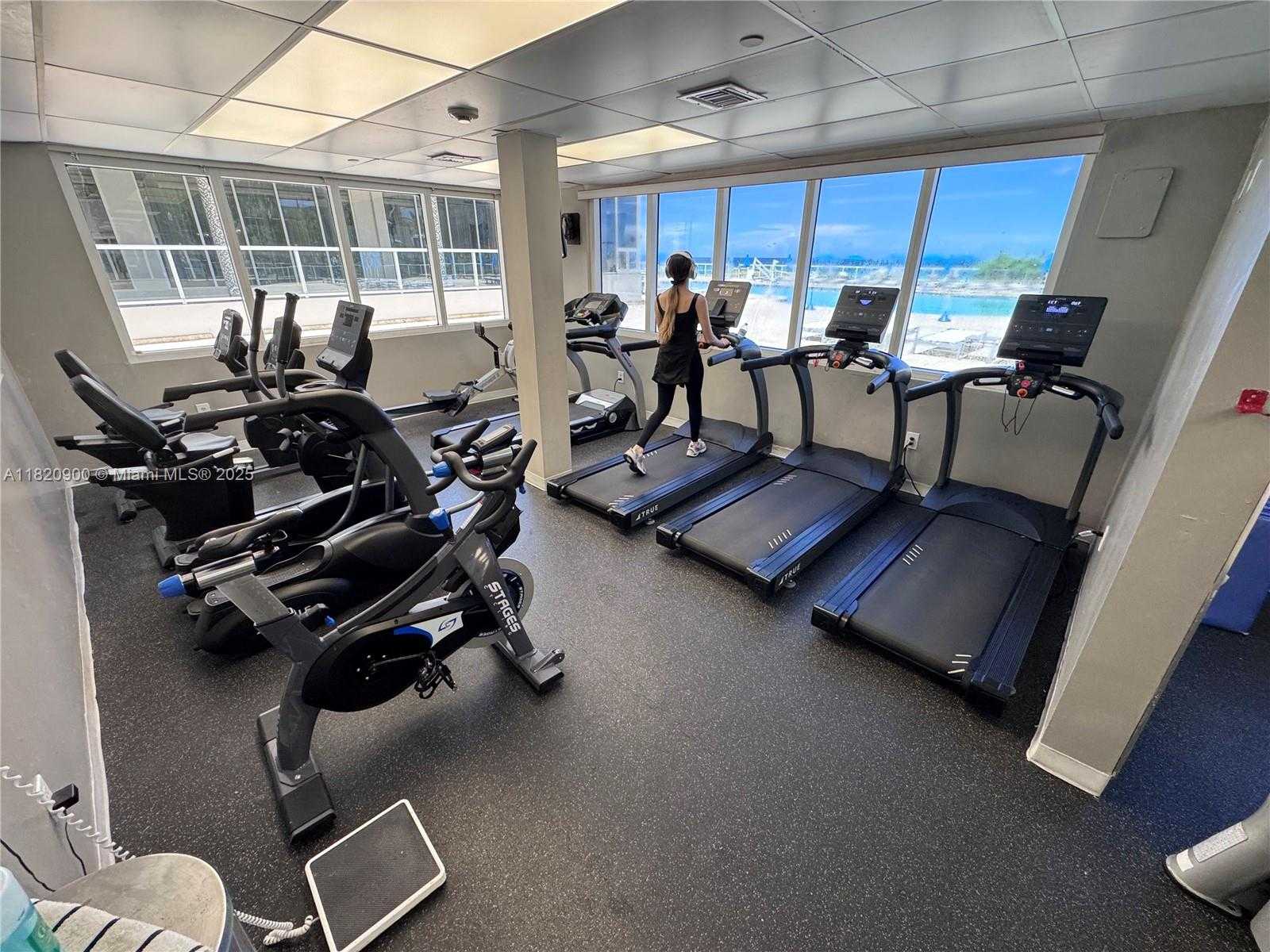 Small Image of 19201 NORTH COLLINS AVE #826, Sunny Isles Beach Number 24