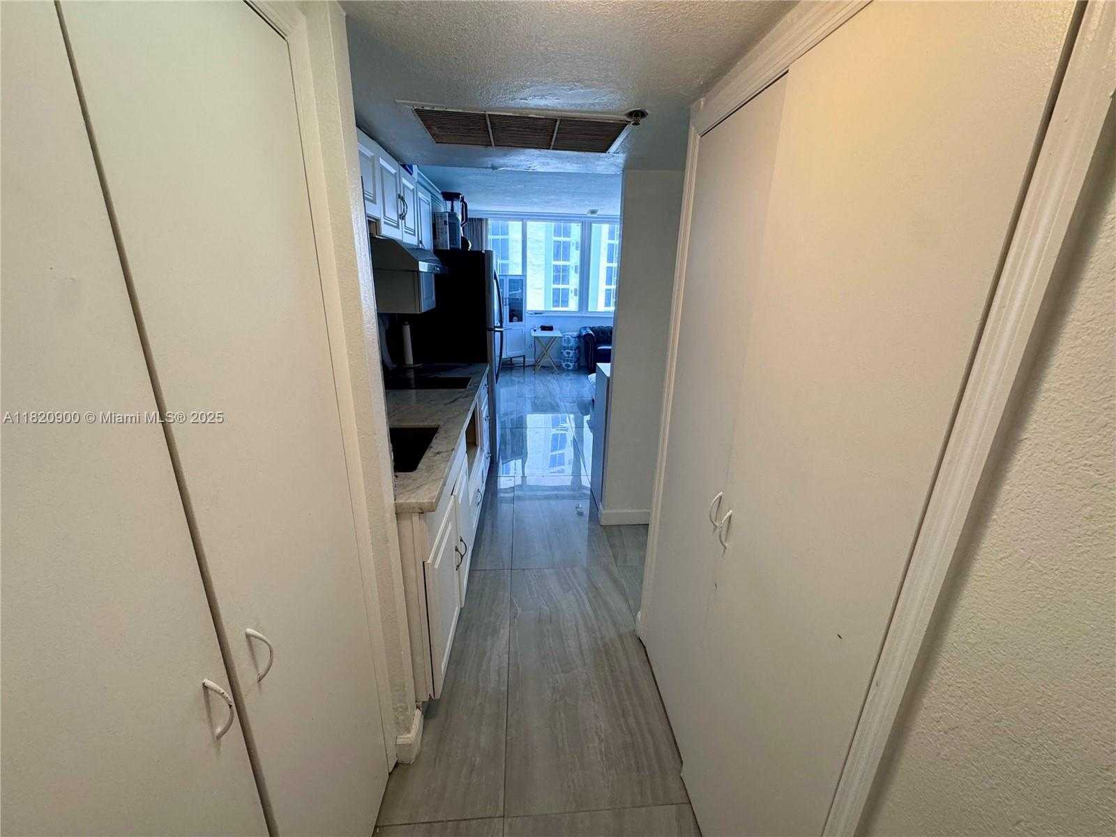 Small Image of 19201 NORTH COLLINS AVE #826, Sunny Isles Beach Number 30