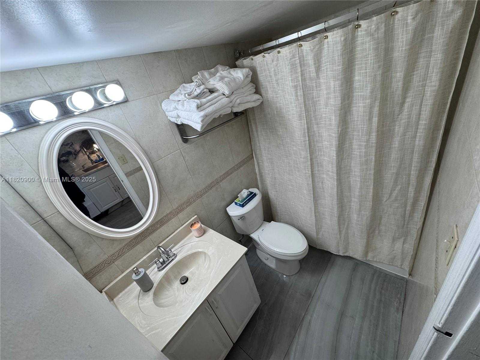 Small Image of 19201 NORTH COLLINS AVE #826, Sunny Isles Beach Number 31