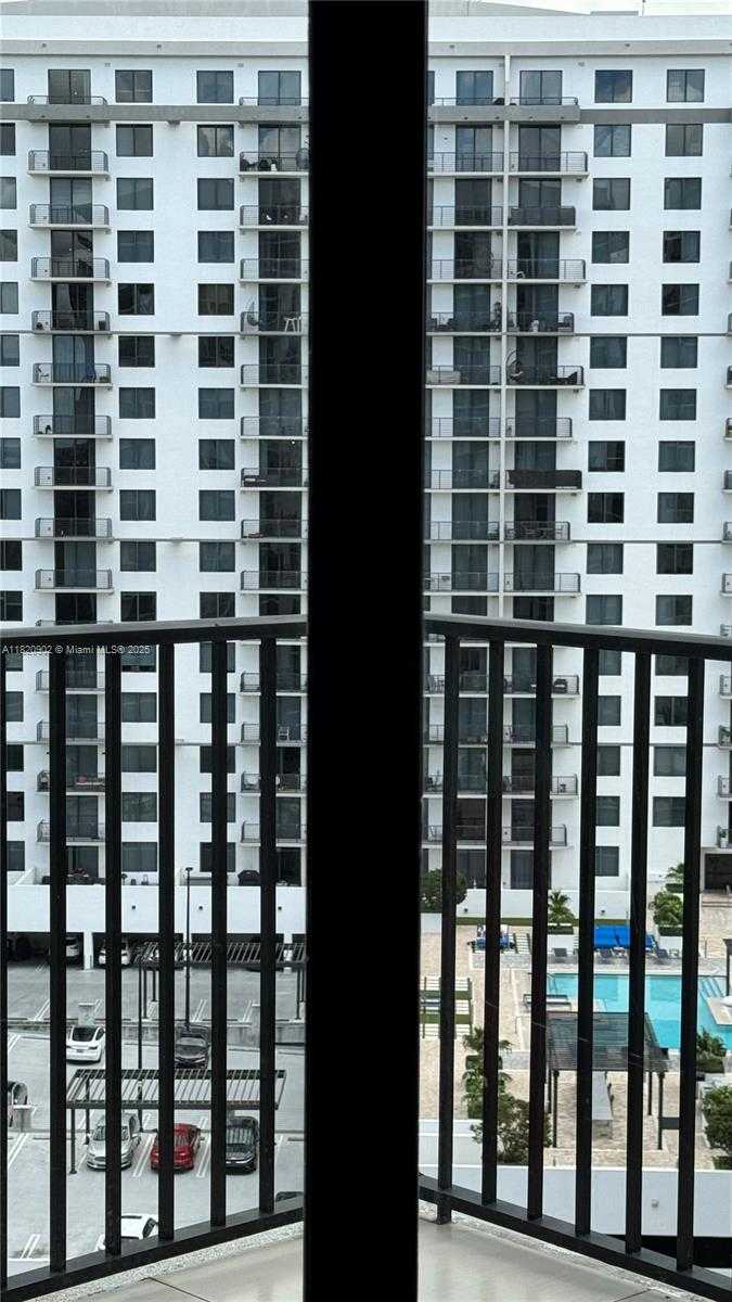 Small Image of 5252 NORTH WEST 85TH AVE #1203, Doral Number 15