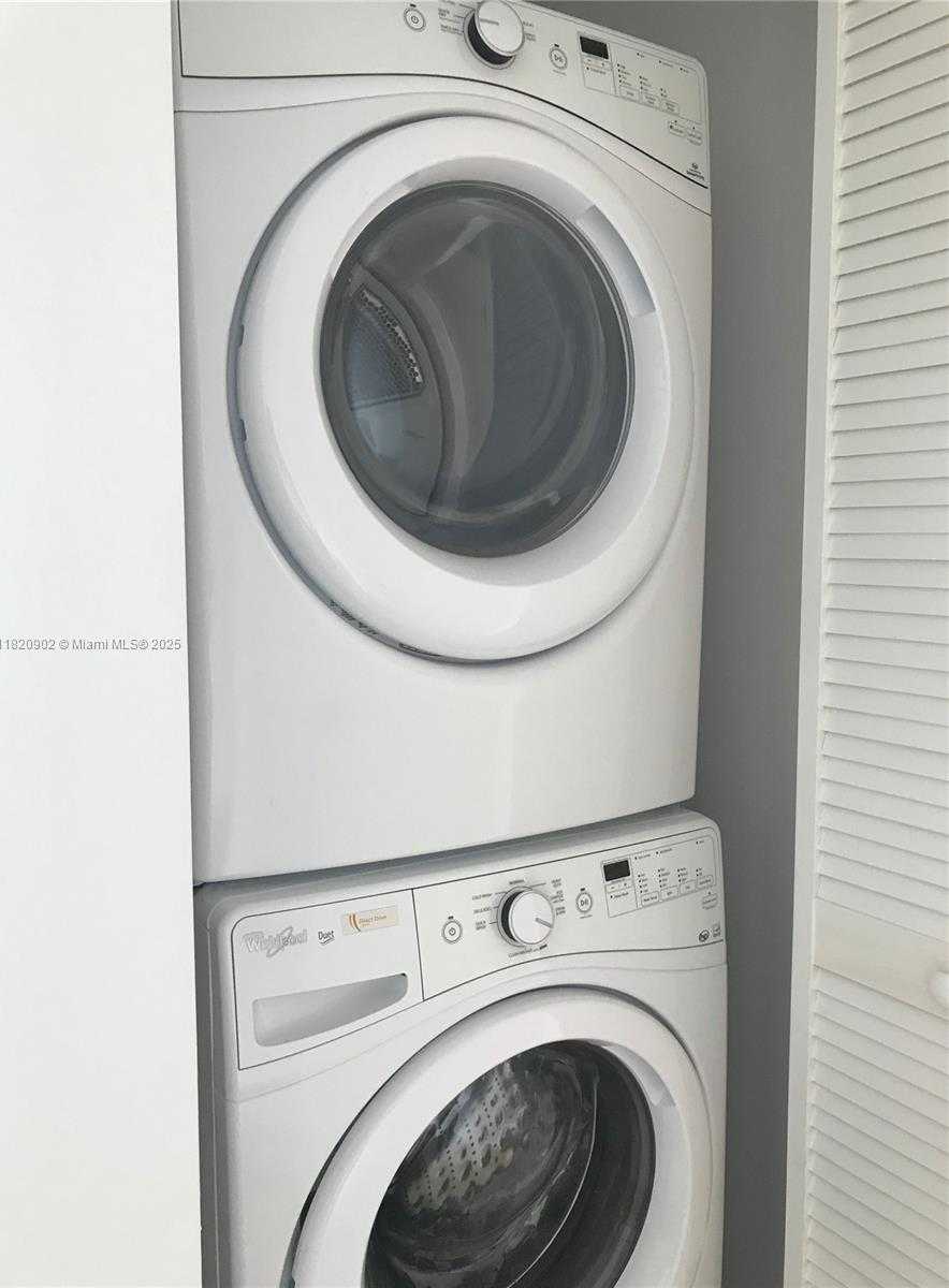 Small Image of 5252 NORTH WEST 85TH AVE #1203, Doral Number 7