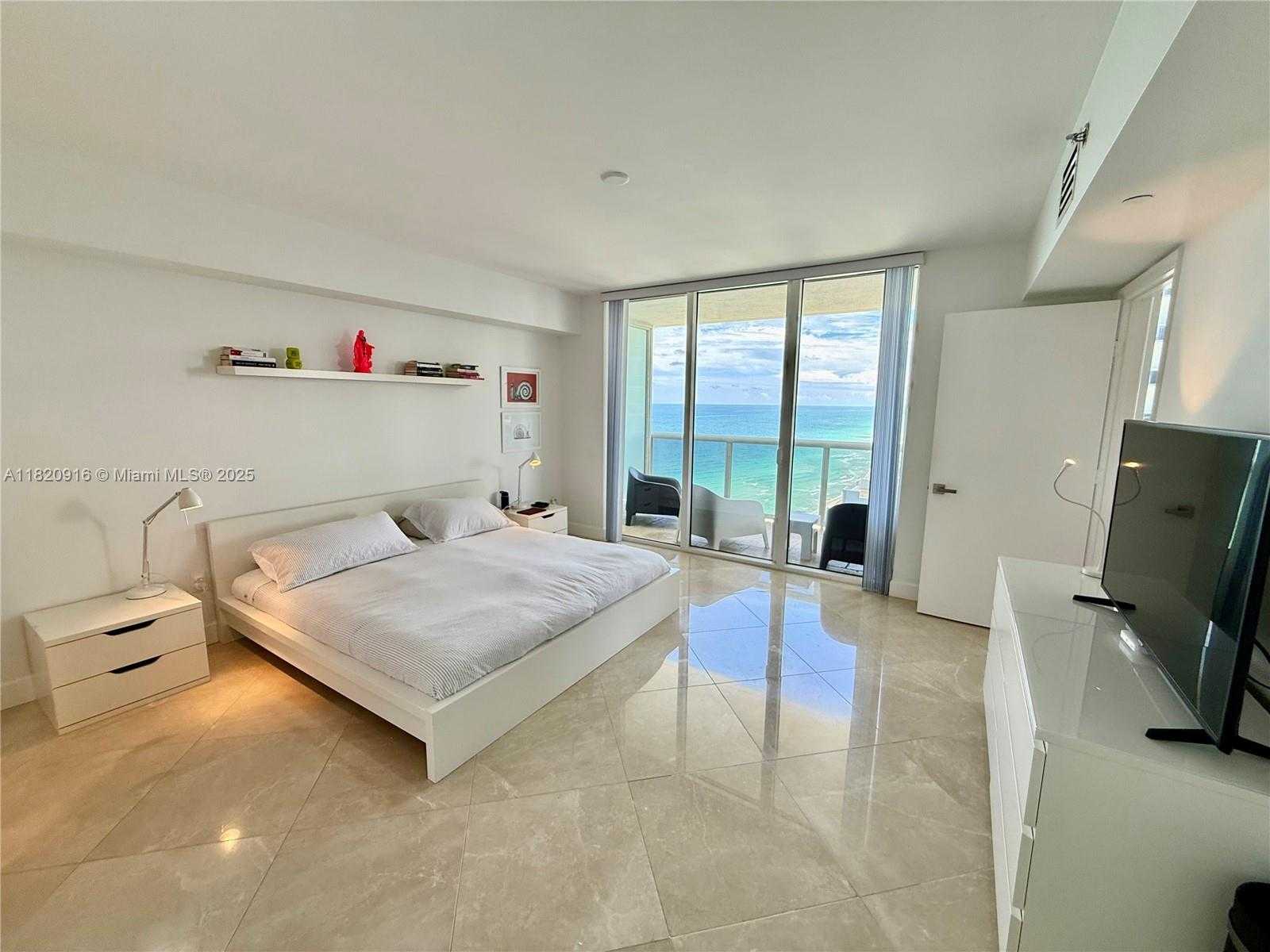 Small Image of 1830 SOUTH OCEAN DR #3604, Hallandale Beach Number 12