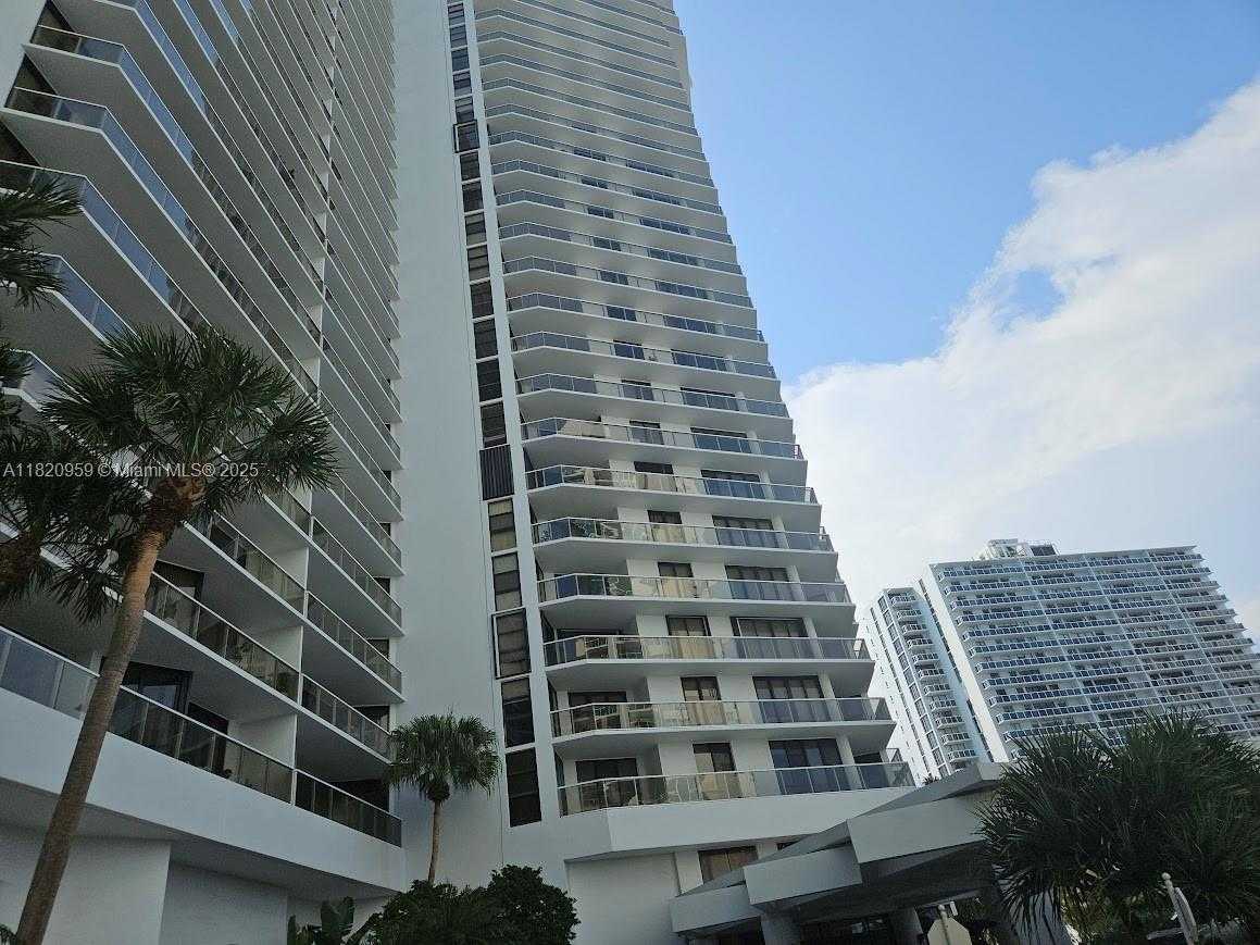 Small Image of 20281 EAST COUNTRY CLUB DR #1412, Aventura Number 3