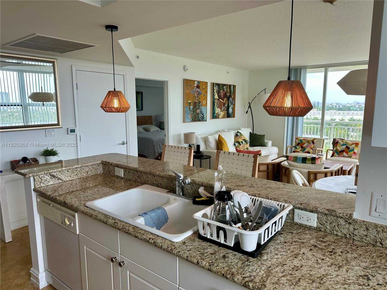 Small Image of 19501 WEST COUNTRY CLUB DR #914, Aventura Number 10