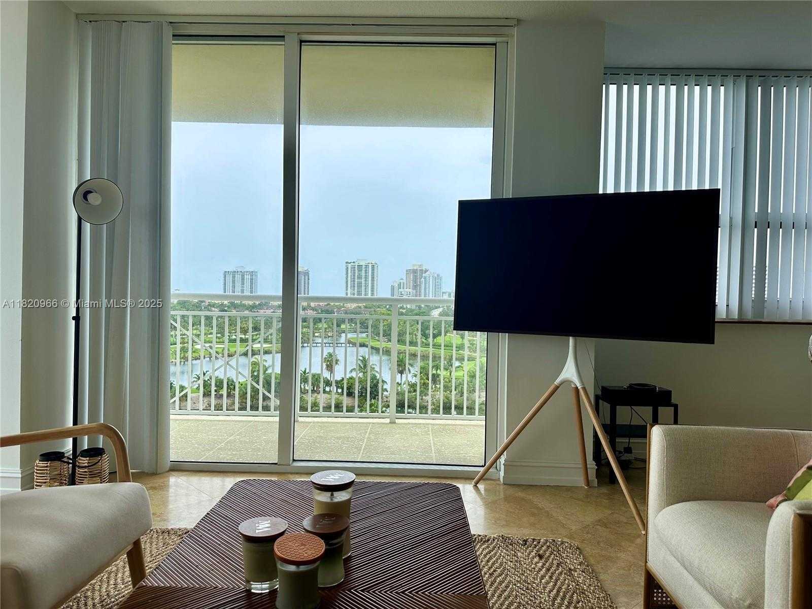 Small Image of 19501 WEST COUNTRY CLUB DR #914, Aventura Number 18