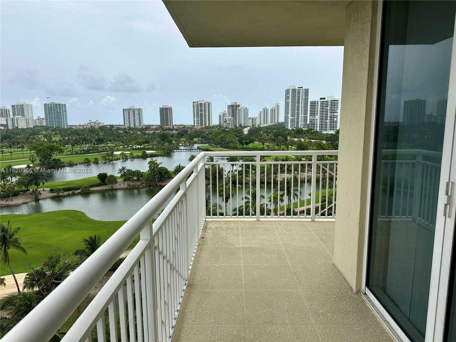 Small Image of 19501 WEST COUNTRY CLUB DR #914, Aventura Number 20