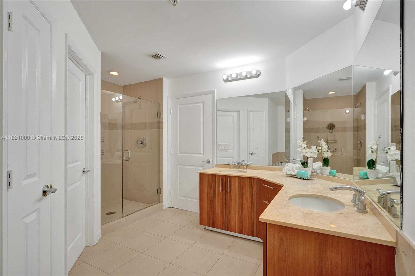Small Image of 1945 SOUTH OCEAN DR #1114, Hallandale Beach Number 13