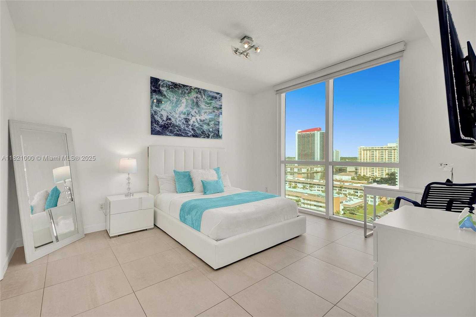 Small Image of 1945 SOUTH OCEAN DR #1114, Hallandale Beach Number 14