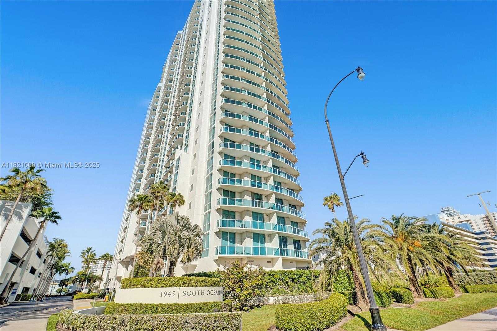 Small Image of 1945 SOUTH OCEAN DR #1114, Hallandale Beach Number 28