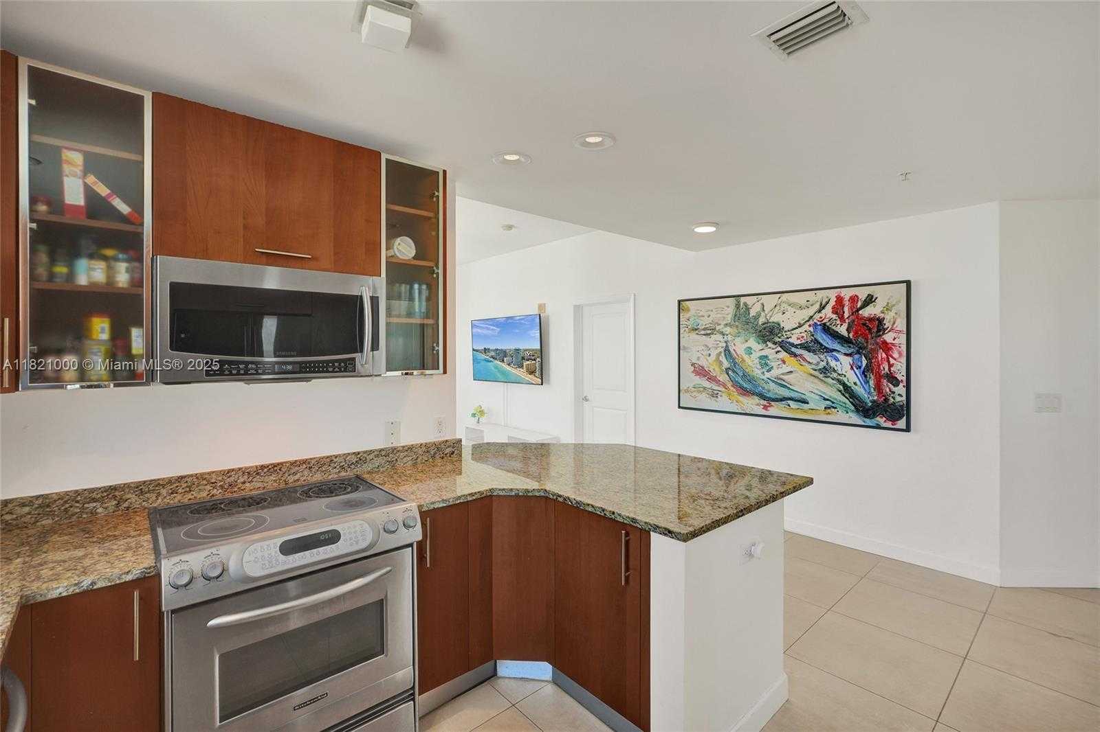 Small Image of 1945 SOUTH OCEAN DR #1114, Hallandale Beach Number 7