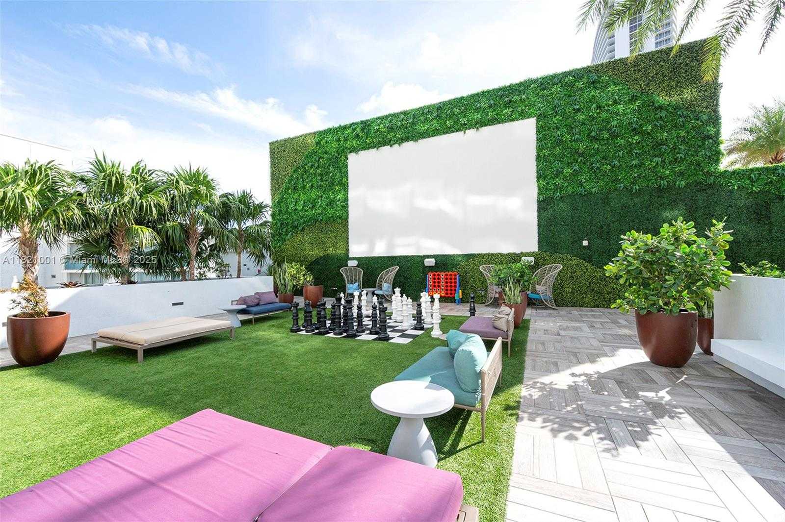 Small Image of 4010 NORTH OCEAN DR #T3706, Hollywood Number 19