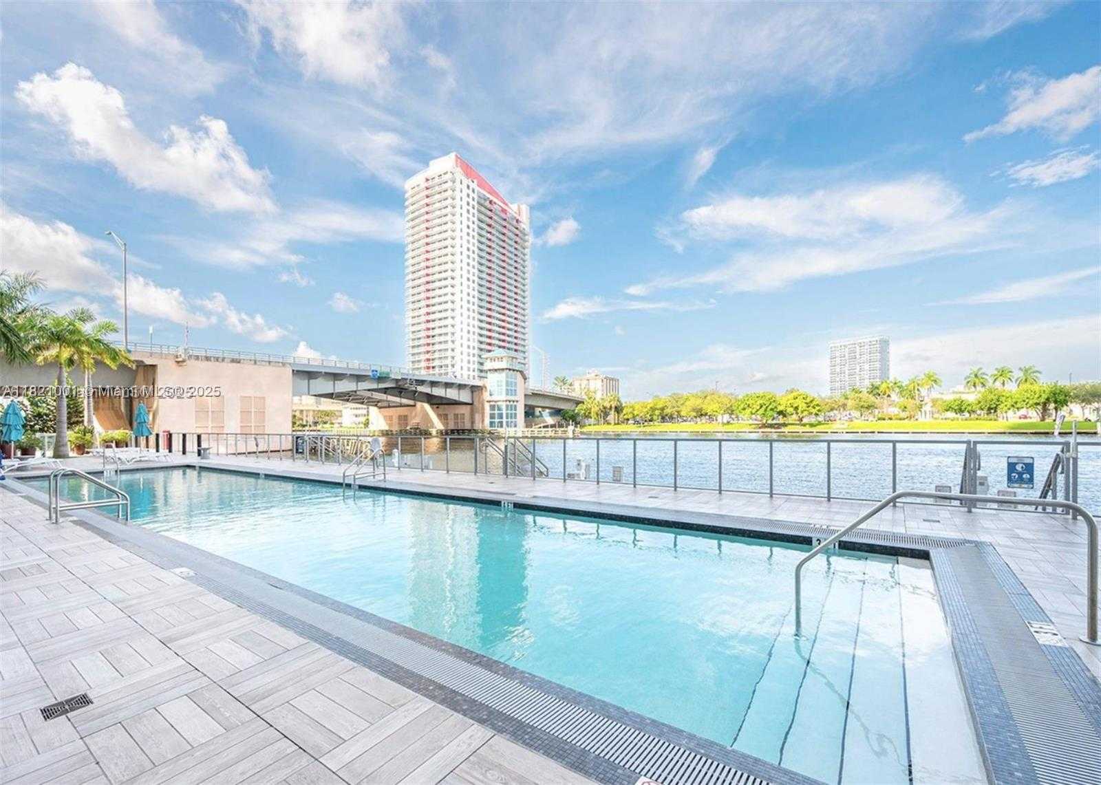 Small Image of 4010 NORTH OCEAN DR #T3706, Hollywood Number 27