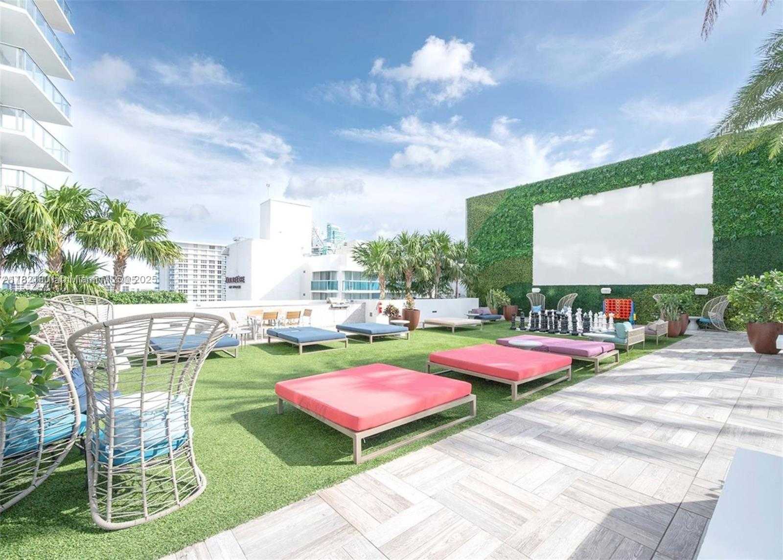 Small Image of 4010 NORTH OCEAN DR #T3706, Hollywood Number 32