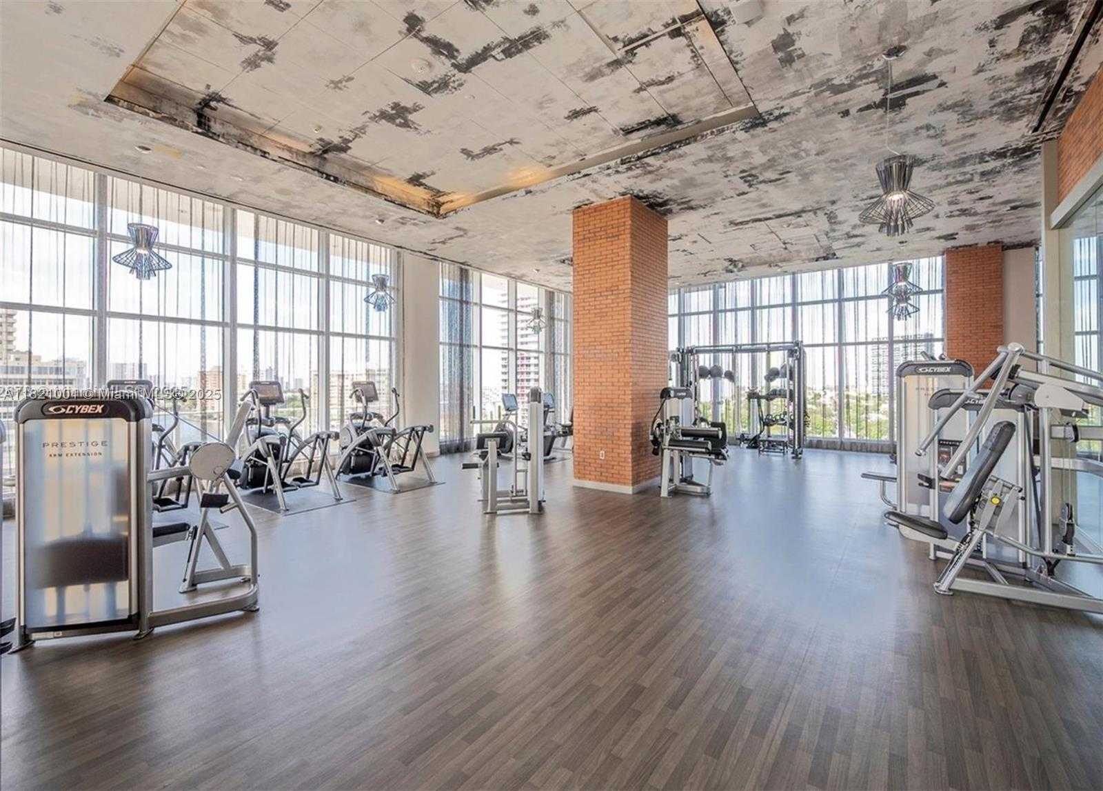 Small Image of 4010 NORTH OCEAN DR #T3706, Hollywood Number 34