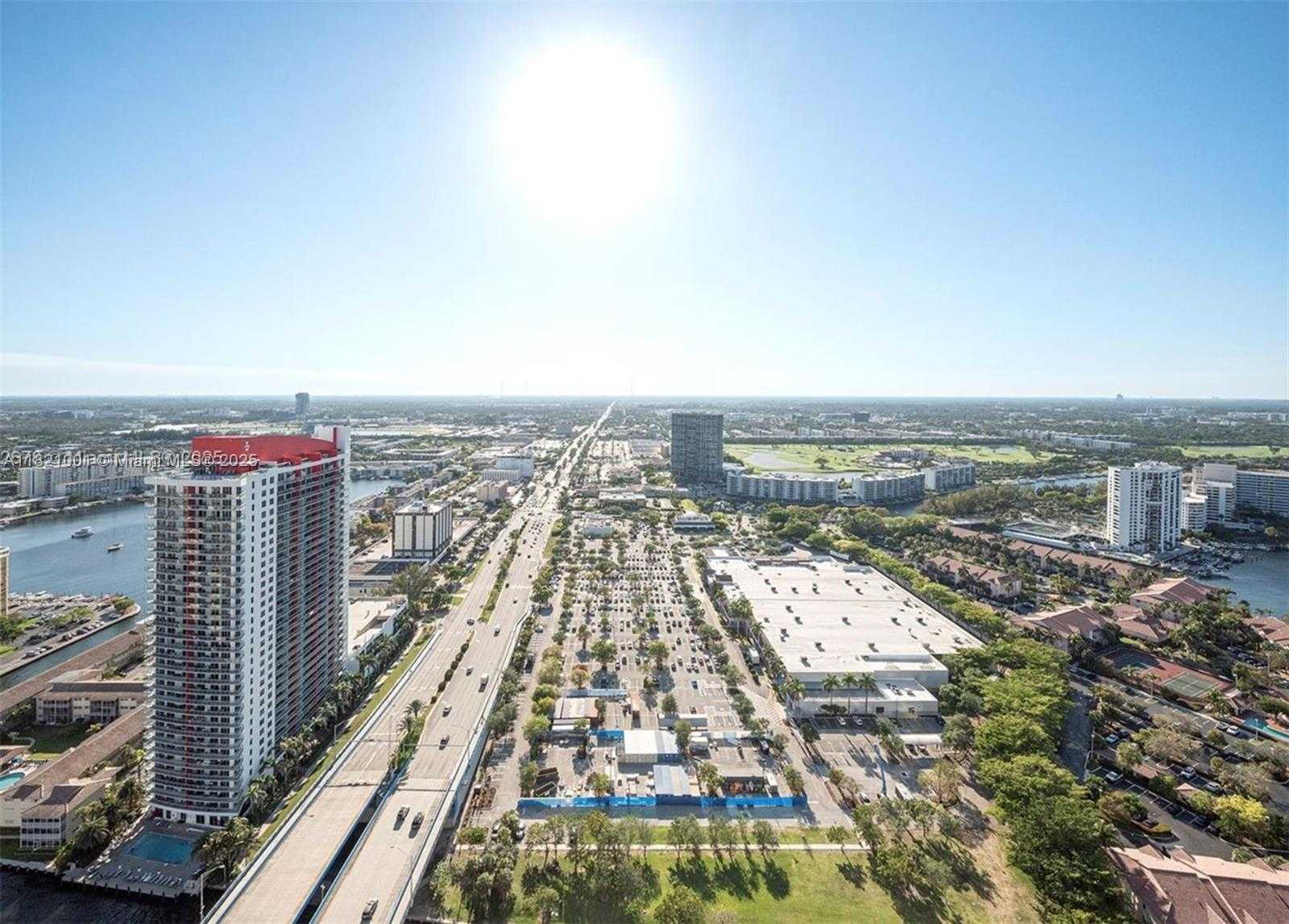 Small Image of 4010 NORTH OCEAN DR #T3706, Hollywood Number 35
