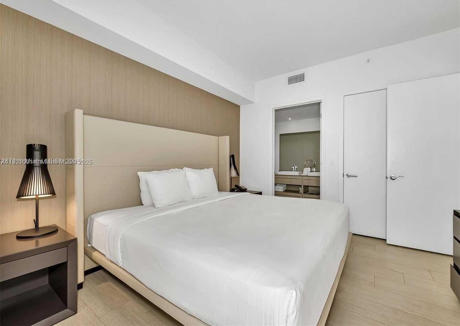 Small Image of 4010 NORTH OCEAN DR #T3706, Hollywood Number 45