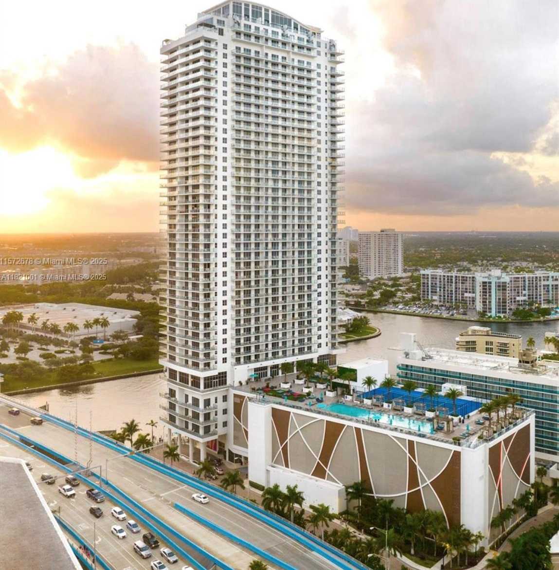 Small Image of 4010 NORTH OCEAN DR #T3706, Hollywood Number 48