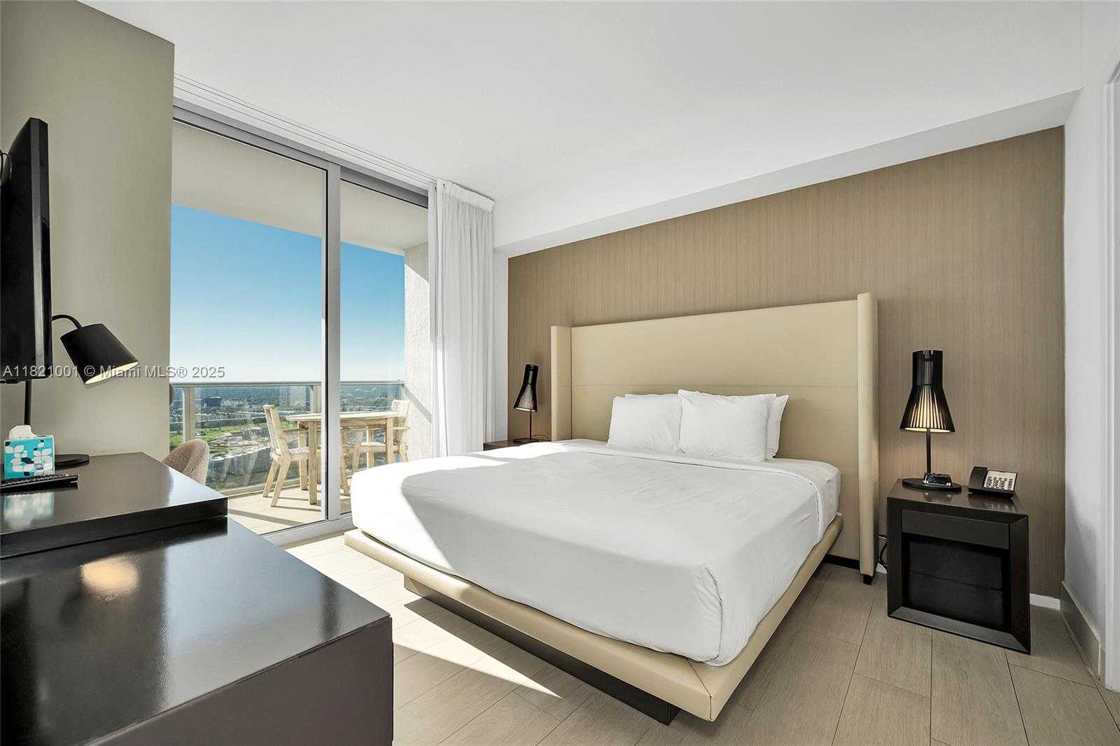 Small Image of 4010 NORTH OCEAN DR #T3706, Hollywood Number 5