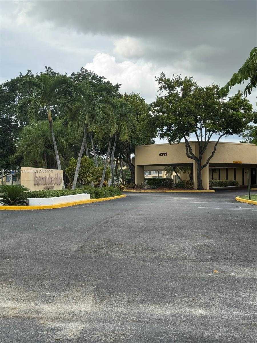 Small Image of 5841 NORTH WEST 61ST AVE #310, Tamarac Number 33