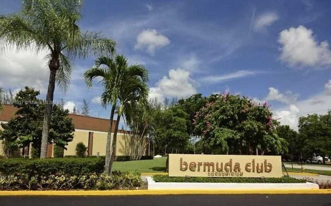 Small Image of 5841 NORTH WEST 61ST AVE #310, Tamarac Number 4