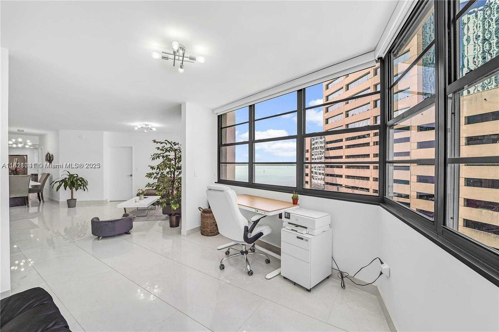 Small Image of 999 BRICKELL BAY DR #711, Miami Number 11