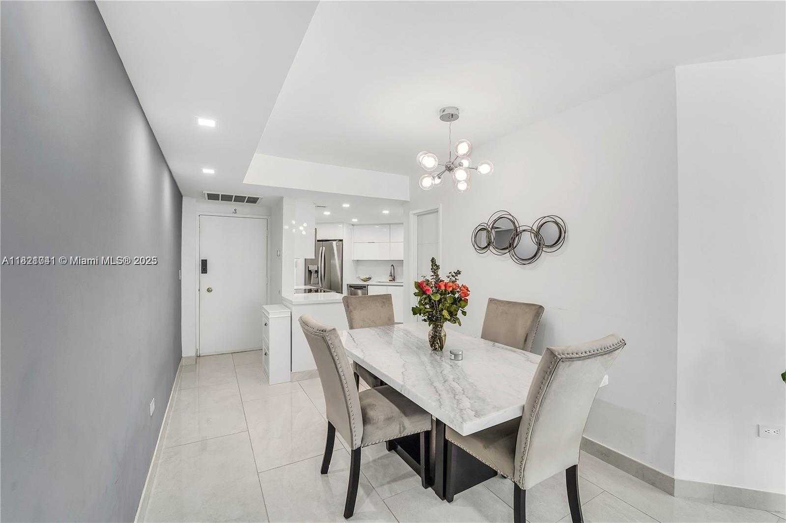 Small Image of 999 BRICKELL BAY DR #711, Miami Number 12