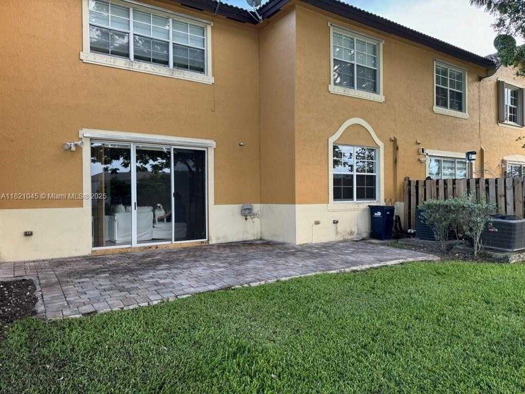 Small Image of 9267 SOUTH WEST 227TH ST #5-8, Cutler Bay Number 5