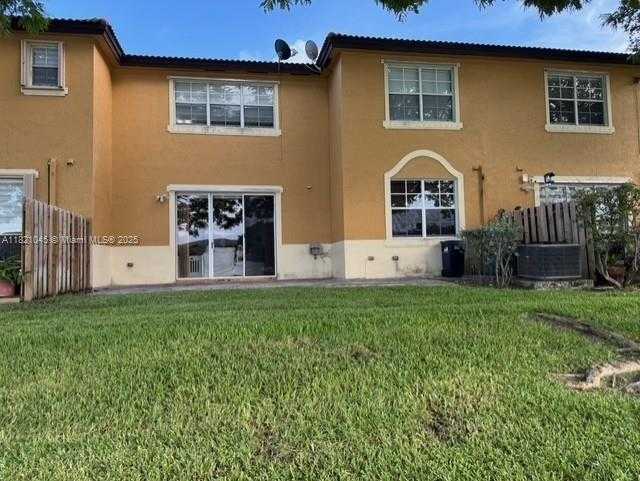 Small Image of 9267 SOUTH WEST 227TH ST #5-8, Cutler Bay Number 7