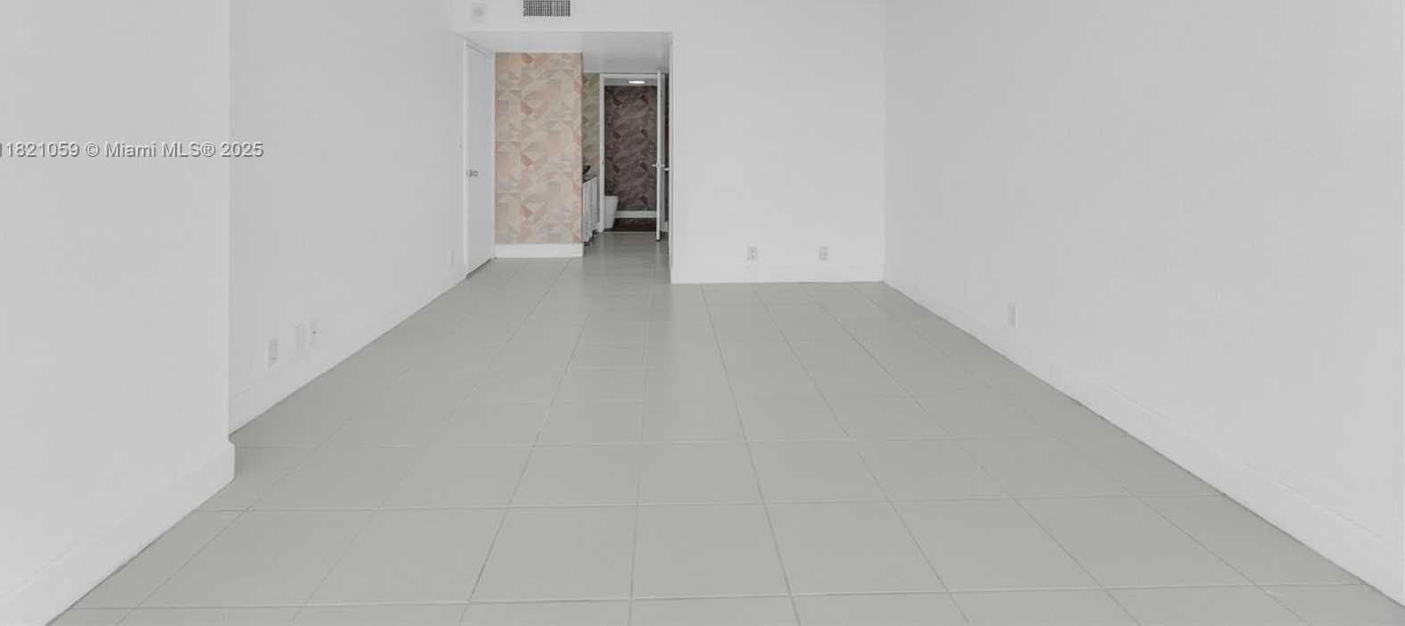 Small Image of 1901 BRICKELL AVE #B1508, Miami Number 10