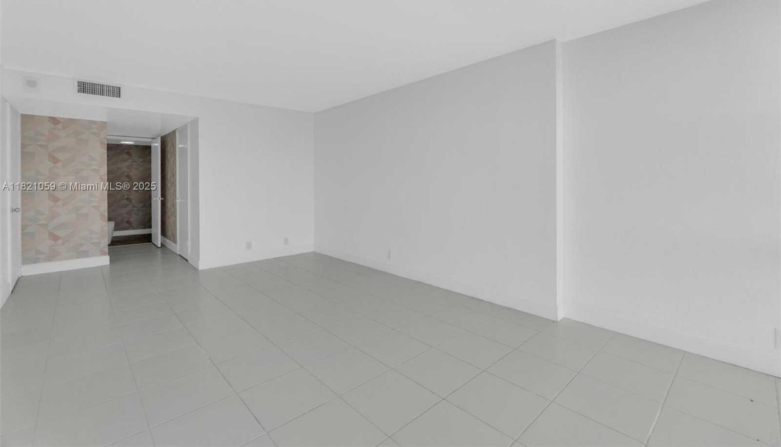Small Image of 1901 BRICKELL AVE #B1508, Miami Number 12