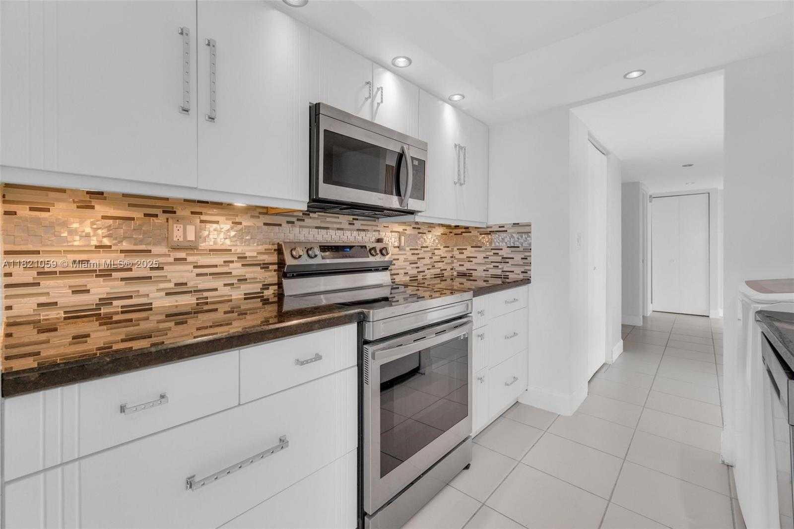 Small Image of 1901 BRICKELL AVE #B1508, Miami Number 2