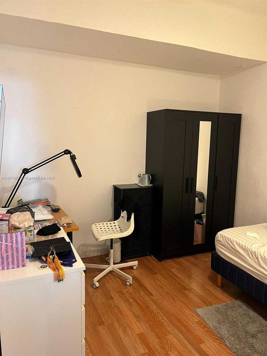 Small Image of 7227 NORTH WEST 103RD PATH, Doral Number 12