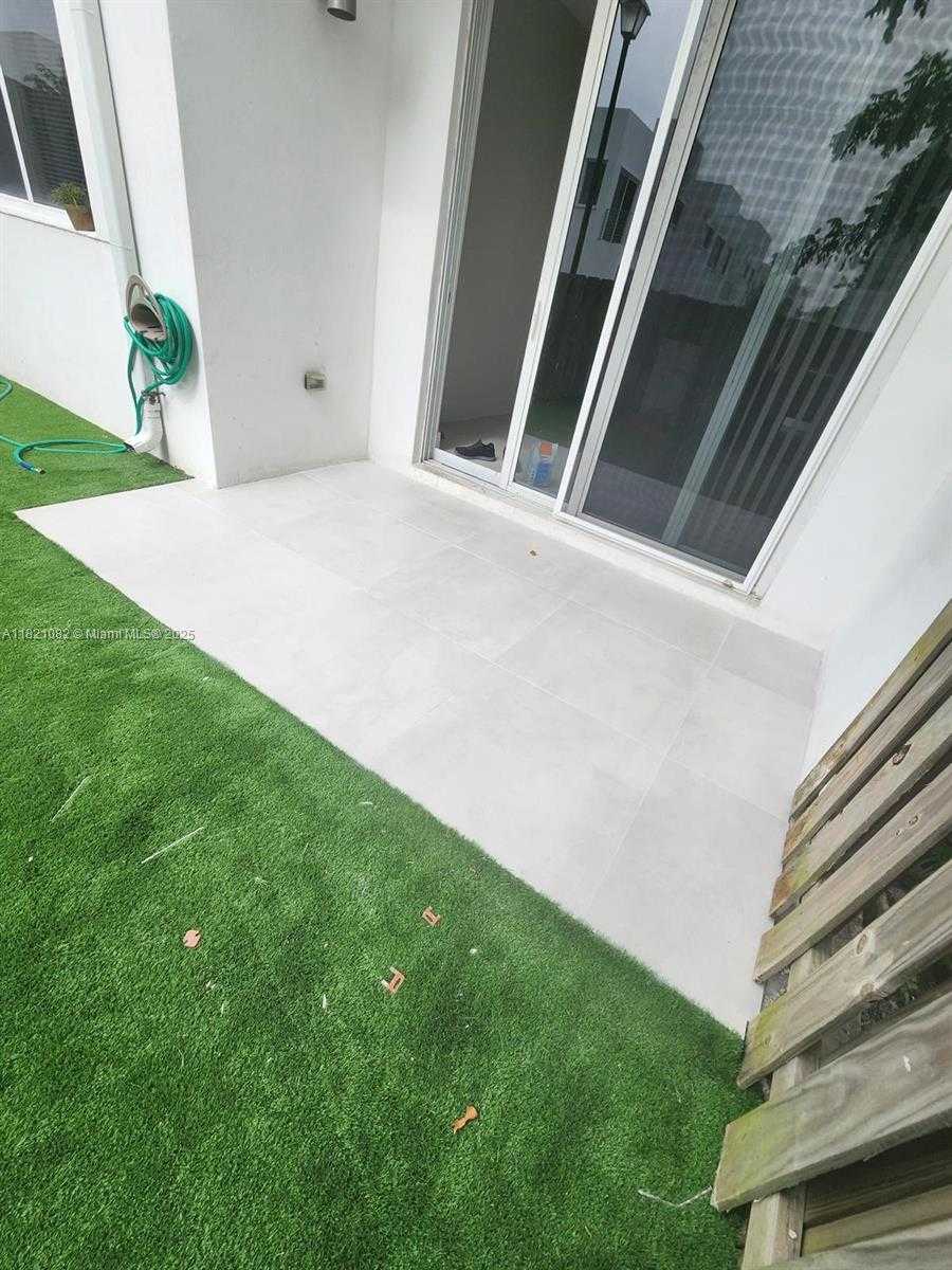 Small Image of 7227 NORTH WEST 103RD PATH, Doral Number 15