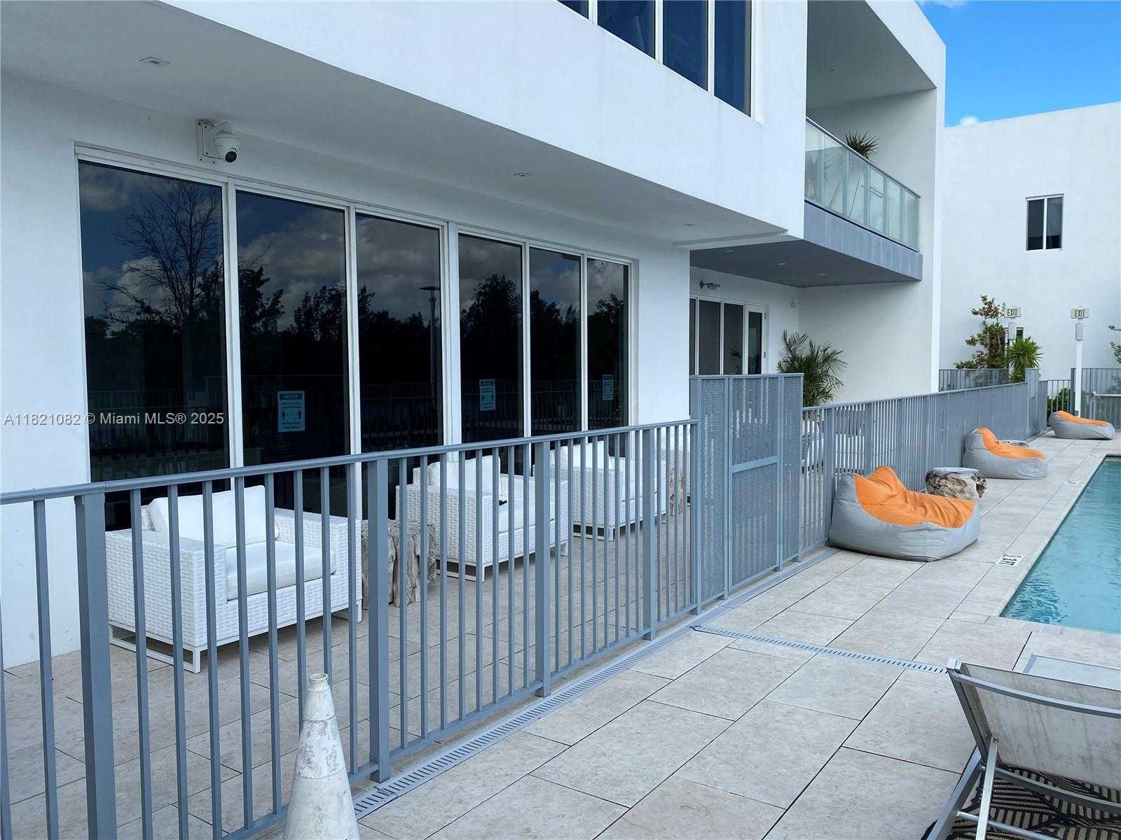Small Image of 7227 NORTH WEST 103RD PATH, Doral Number 19