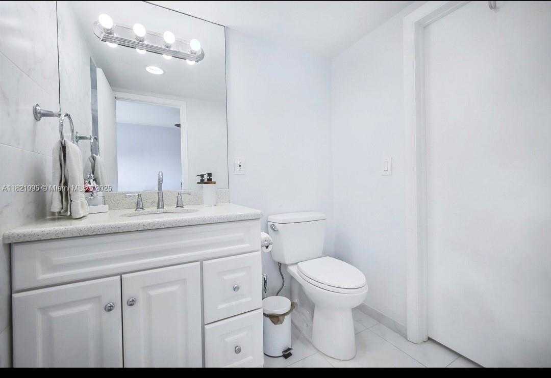 Small Image of 1920 SOUTH OCEAN DR #901, Fort Lauderdale Number 12