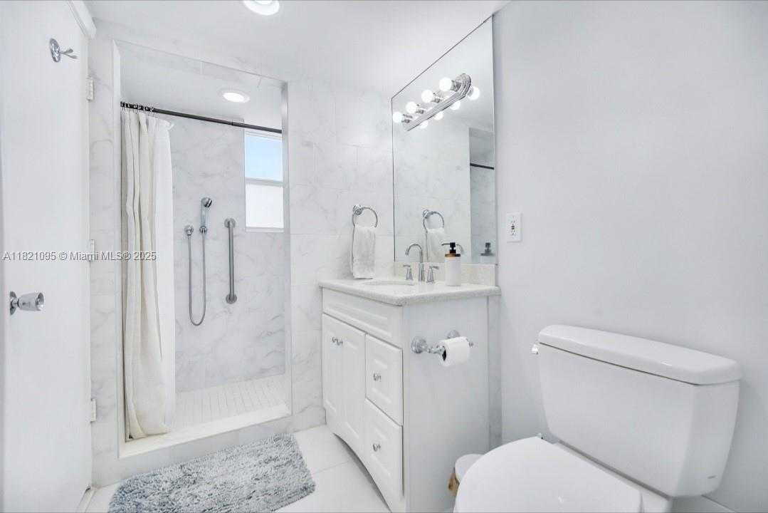 Small Image of 1920 SOUTH OCEAN DR #901, Fort Lauderdale Number 16