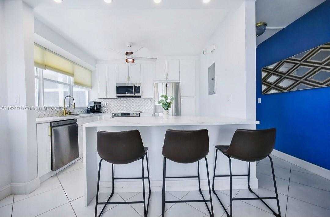 Small Image of 1920 SOUTH OCEAN DR #901, Fort Lauderdale Number 3