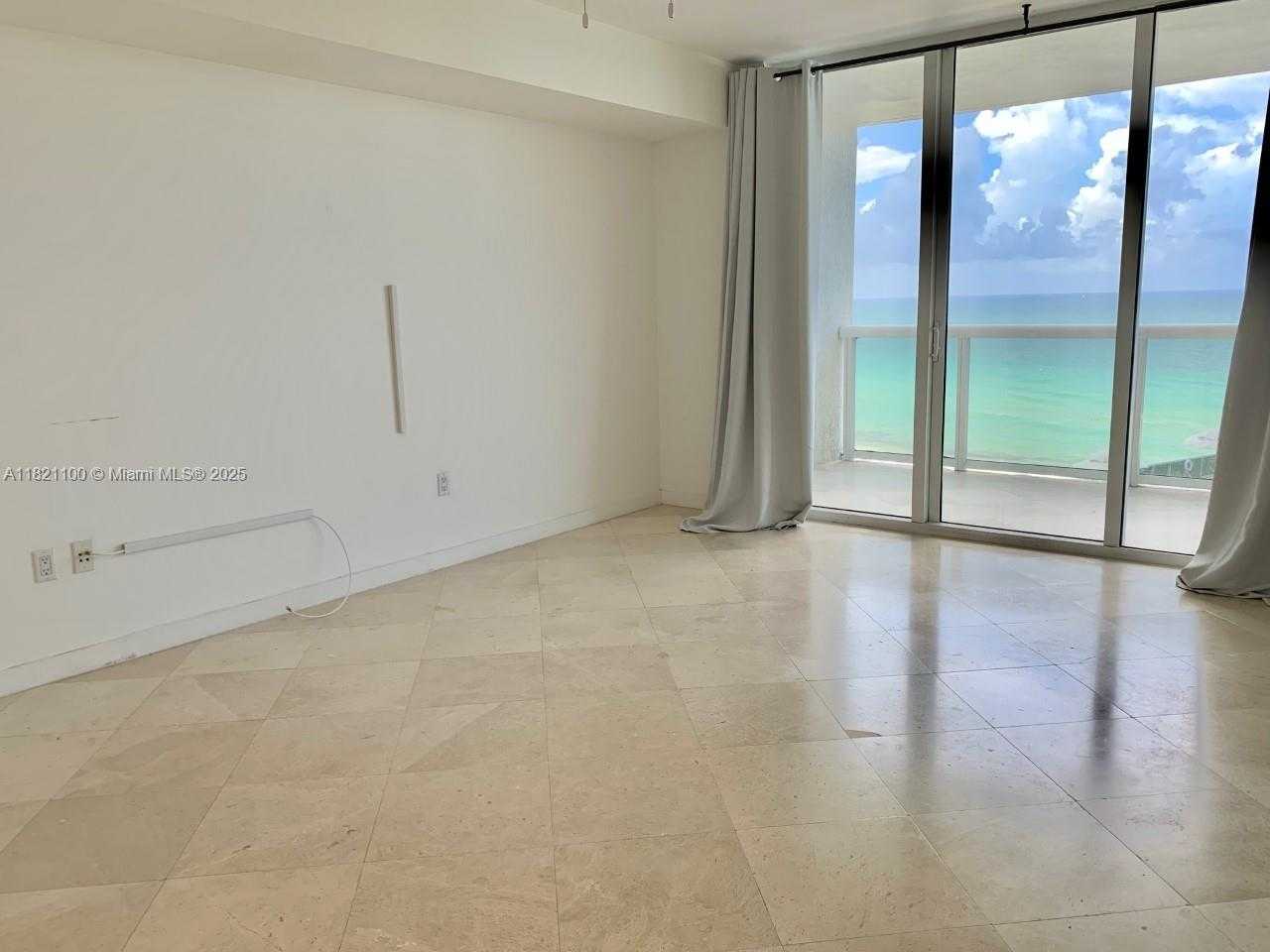 Small Image of 1800 SOUTH OCEAN DR #902, Hallandale Beach Number 14