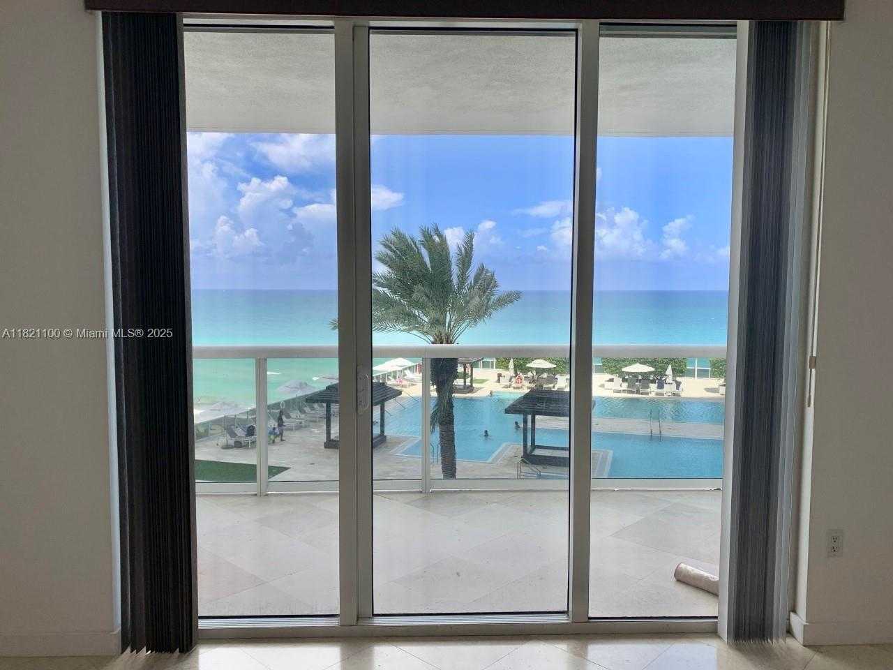 Small Image of 1800 SOUTH OCEAN DR #902, Hallandale Beach Number 15